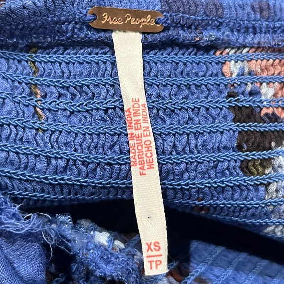 Free People Morning Glory Blue Floral Handkerchief Hem Maxi Dress Size XS - Picture 11 of 13